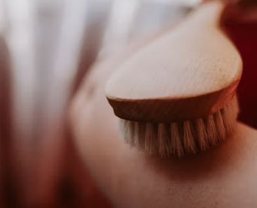 Dry Brushing for Health or Hype